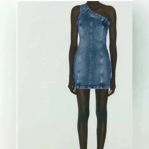 🔥🔥Zara Asymmetrical denim dress - Picture 3 of 7